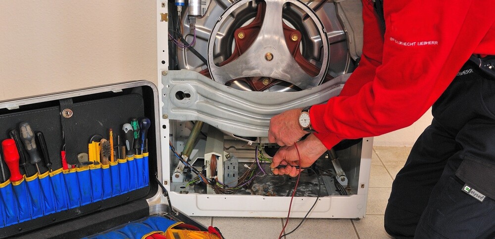 Küchen, Elektro-/Informationstechnik: Alles aus einer Hand Küchen, Elektro-/Informationstechnik: Alles aus einer Hand