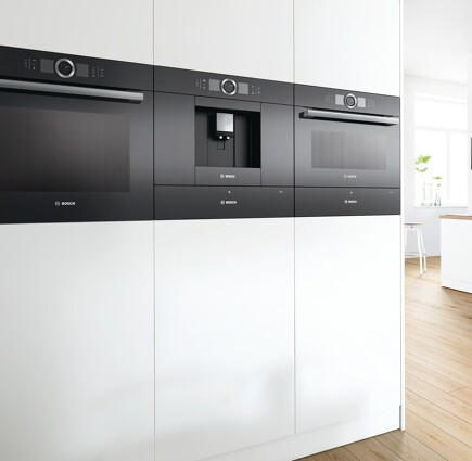 Alle Einbaubacköfen von Bosch kommen mit praktischem Zubehör und sind auch kompakt mit nur 45 cm Höhe erhältlich. Alle Einbaubacköfen von Bosch kommen mit praktischem Zubehör und sind auch kompakt mit nur 45 cm Höhe erhältlich.